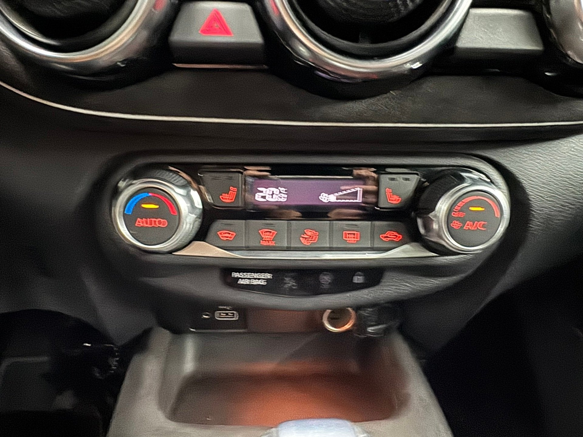 Foto 21 van Nissan Juke 1.0 DIG-T N-Design