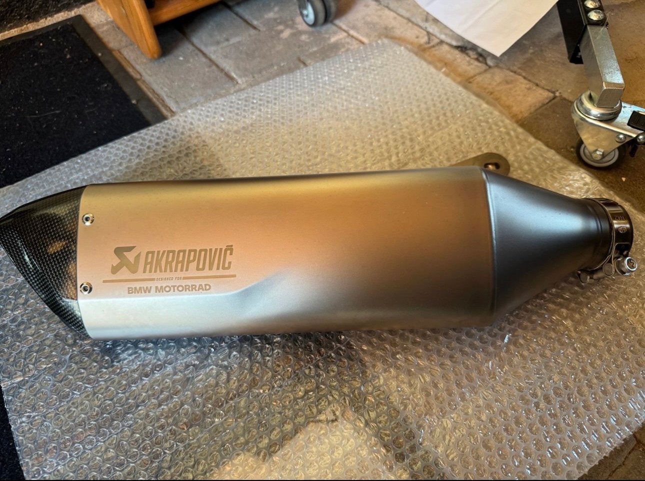 Akrapovic uitlaatdemped BMW S1000RR/M1000RR (2019-2026)k67, Ophalen, Gebruikt
