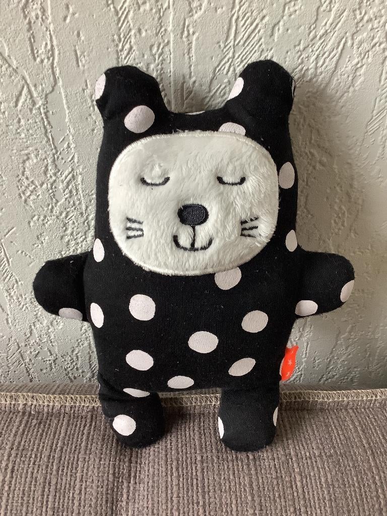 Hema poes kat knuffel zwart met witte stippen 4 euro, Ophalen of Verzenden, Zo goed als nieuw