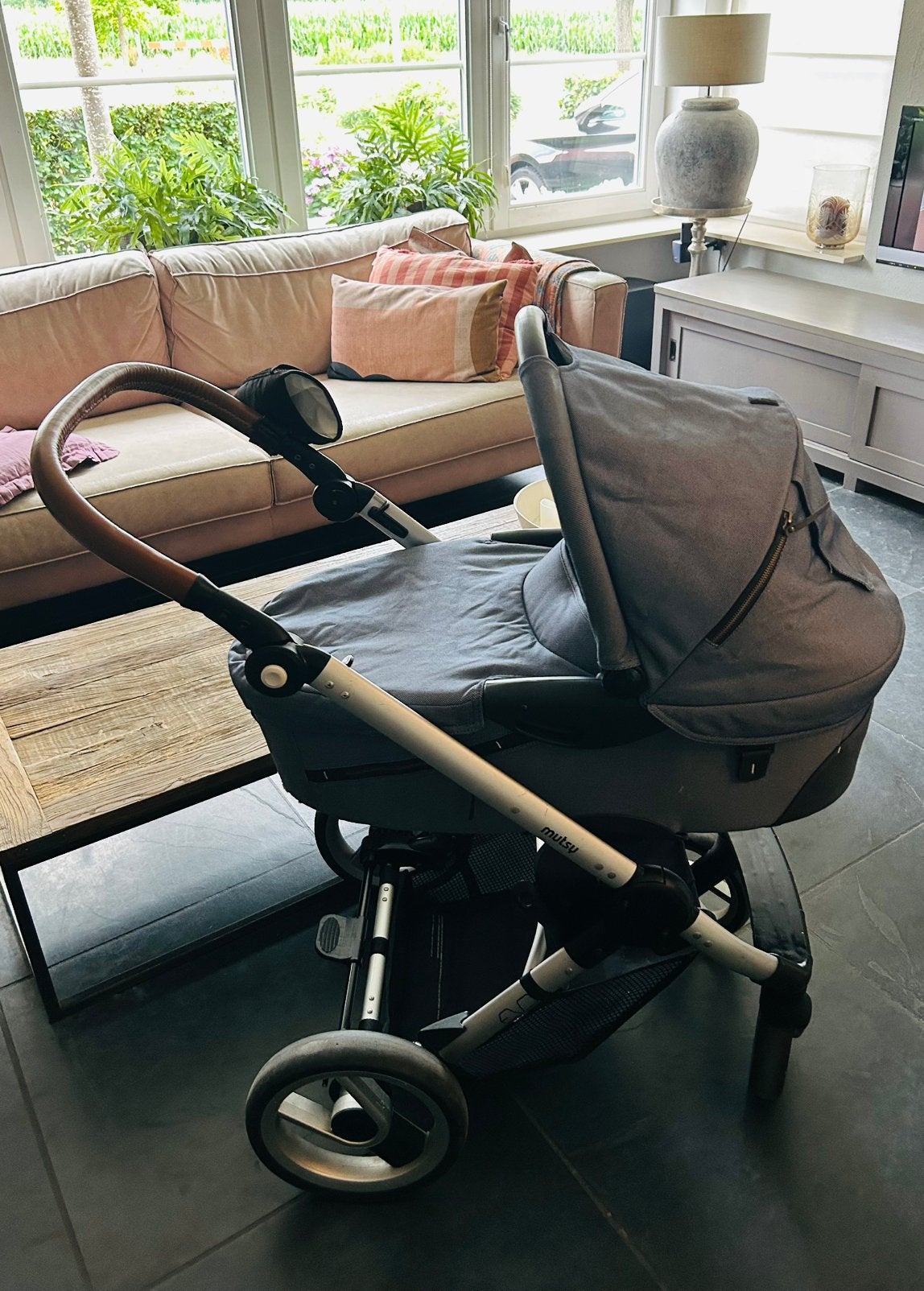 Mutsy Evo kinderwagen met reiswieg en accessoires, Kinderen en Baby's, Ophalen, Gebruikt, Combiwagen, Met reiswieg
