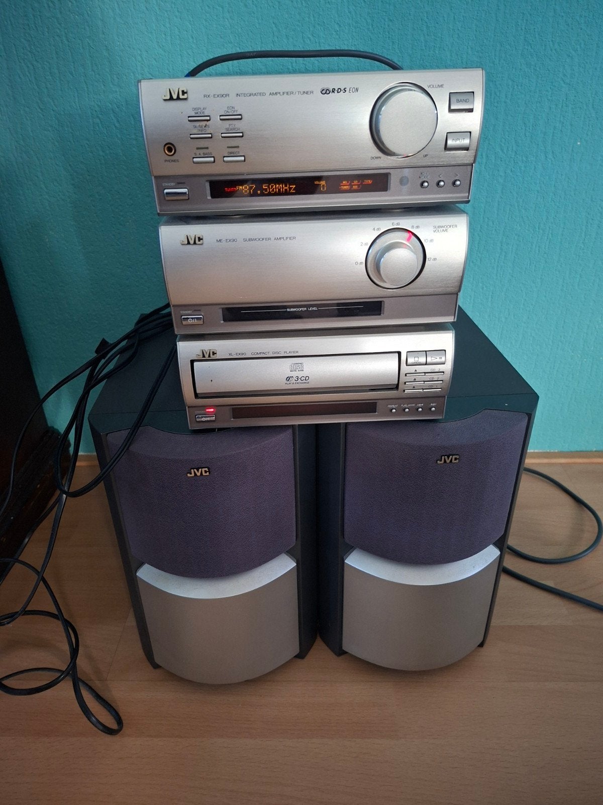 JVC Stereo Set - Radio, Versterker, 3-CD Wisselaar en Boxen, Ophalen, Gebruikt, JVC, Tuner of Radio