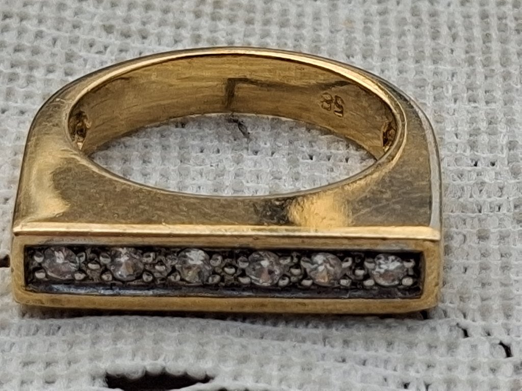Vintage ring, Verzenden, Overige materialen, Ring, Met edelsteen