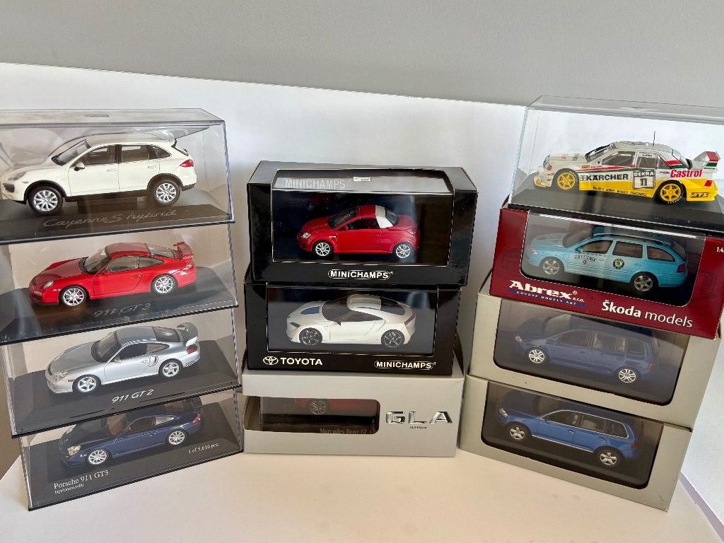 1:43, Ophalen of Verzenden, Zo goed als nieuw, Auto, Overige merken