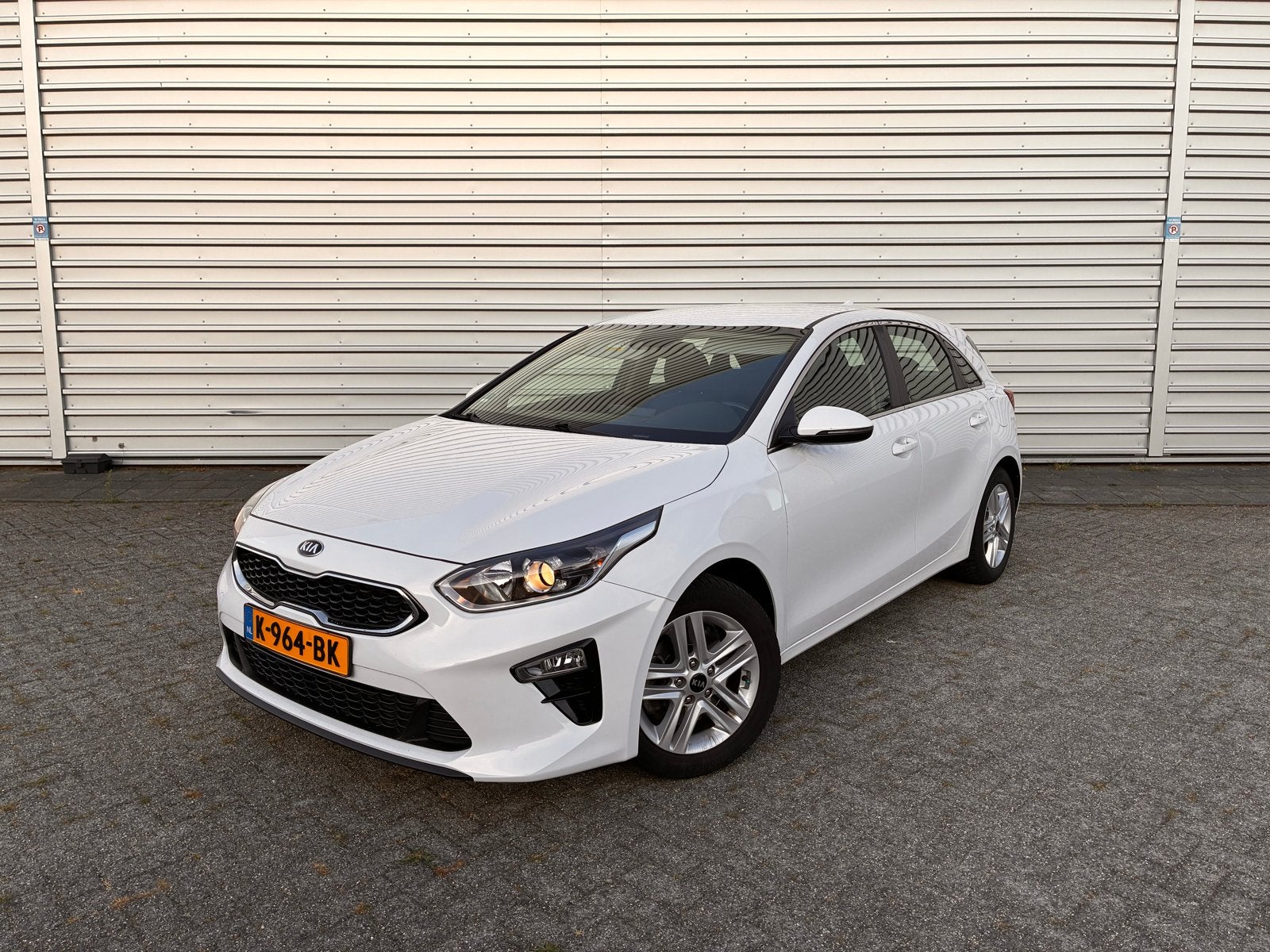 Kia Ceed T-GDi 120pk | 31.950 km | NAP | Kia Garantie, Auto's, Kia, Voorwielaandrijving, Zwart, Origineel Nederlands, 1200 kg
