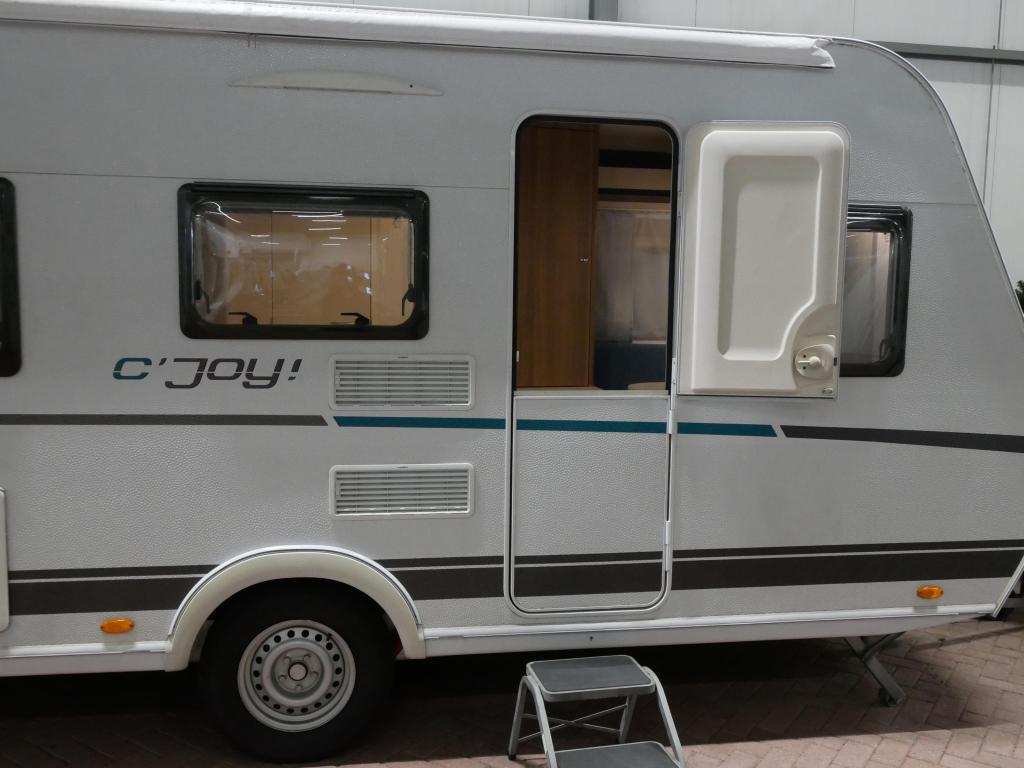 Dethleffs C'Joy 460 LE Dorema voortent, Caravans en Kamperen, Bedrijf, Treinzit, Dethleffs, 5 tot 6 meter
