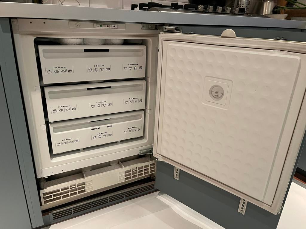 GRATIS - Siemens inbouwapparatuur (2001) NU OP TE HALEN, Gebruikt, 60 cm of meer, Oven met grill, Inbouw