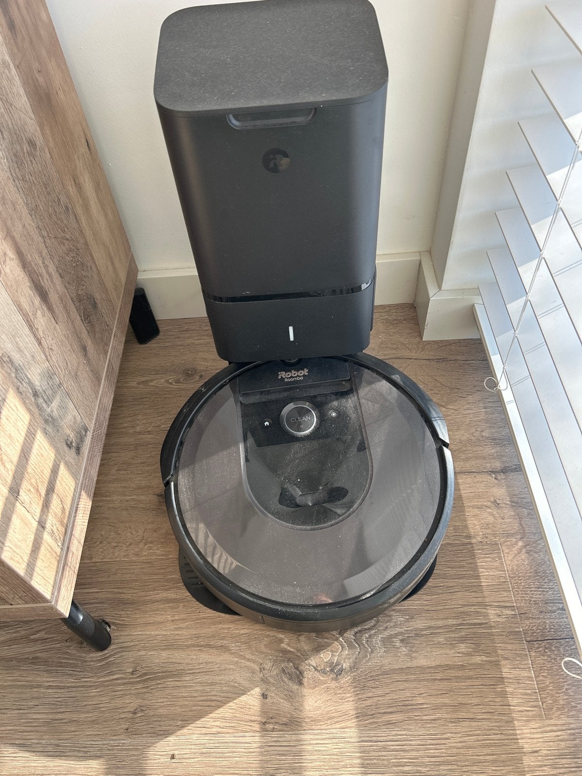iRobot Roomba Robotstofzuiger met zelflegende basis, Gebruikt, IRobot, Automatisch legen, Robotstofzuiger