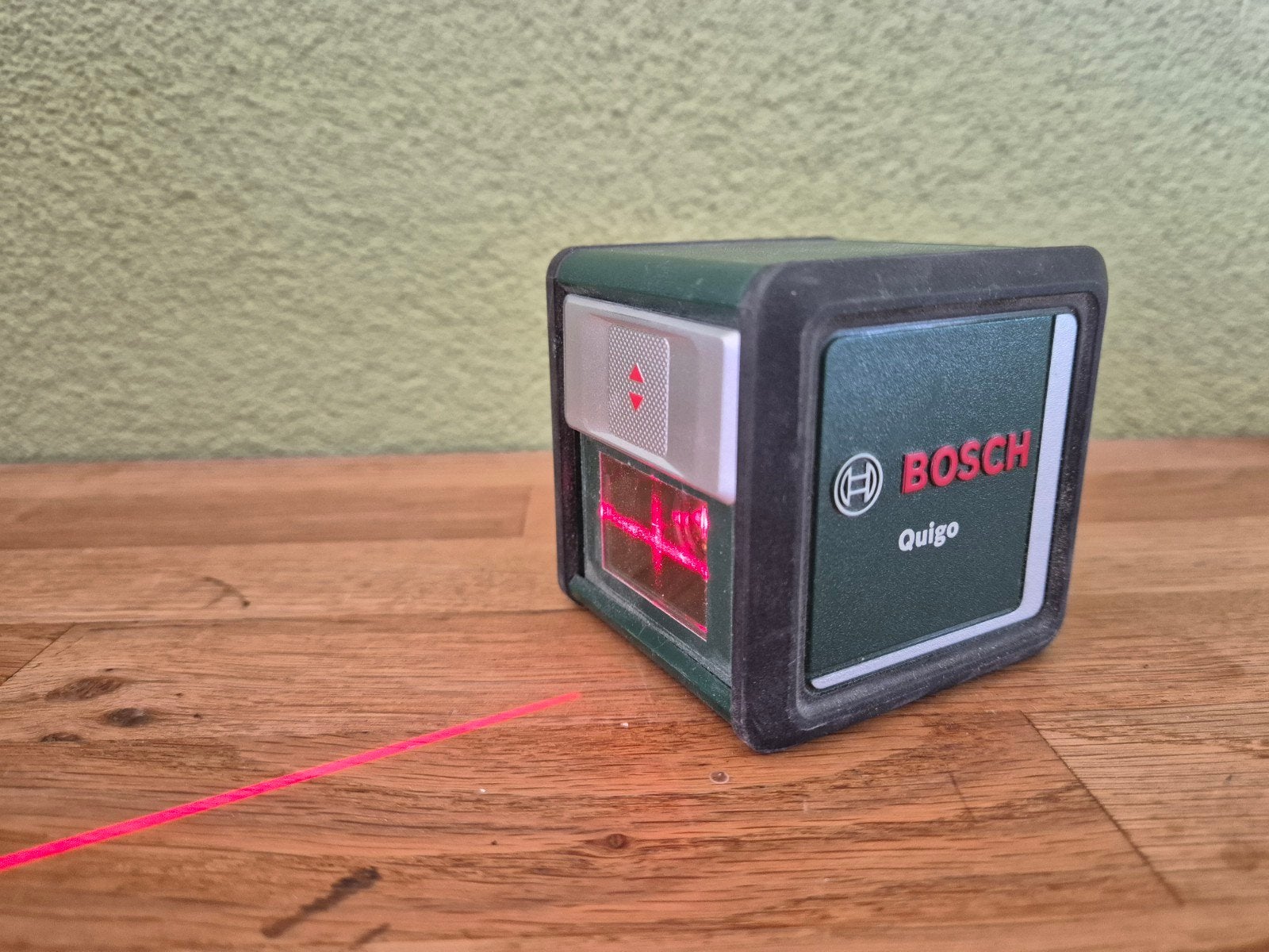 Bosch Quigo kruislaser met toebehoren, Ophalen of Verzenden, Nieuw