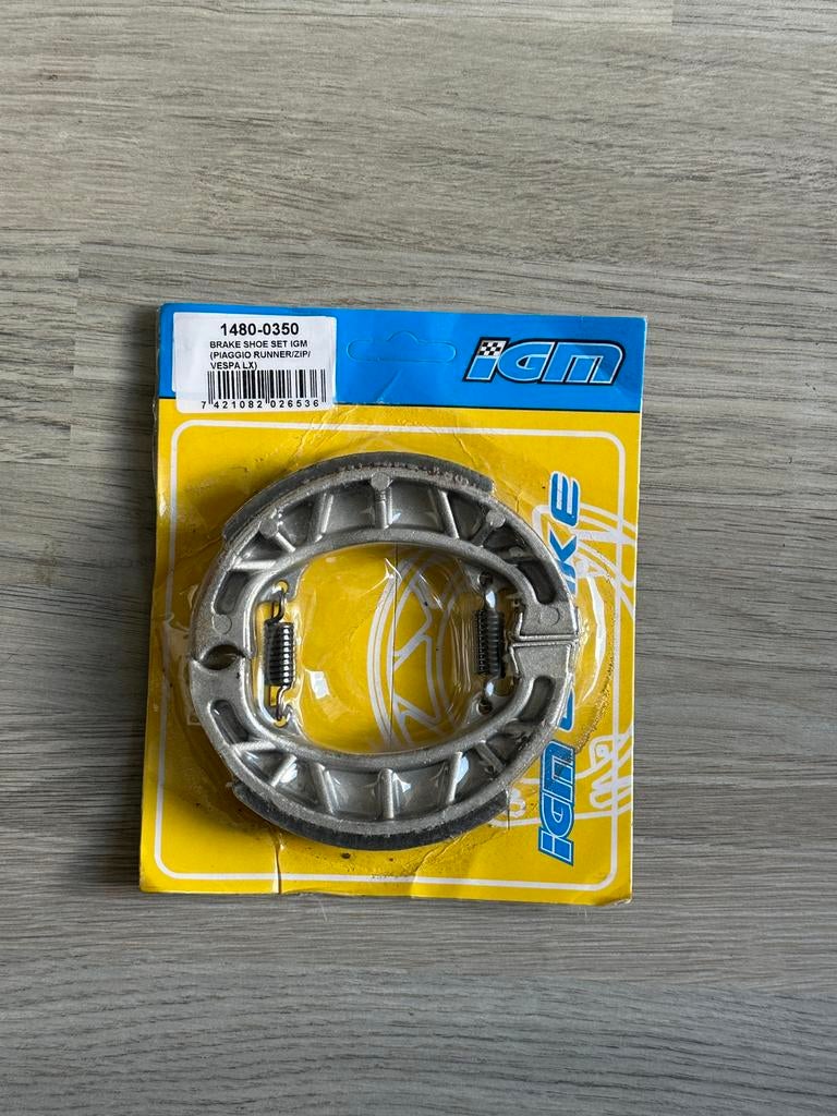 Remschoenen set Piaggio Zip Runner Vespa LX IGM nieuw, Ophalen of Verzenden