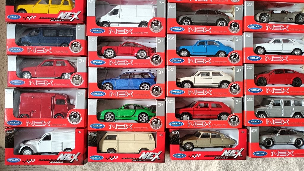 partij van 48 Welly modellen 1/32, Ophalen, Nieuw, Auto, Overige merken
