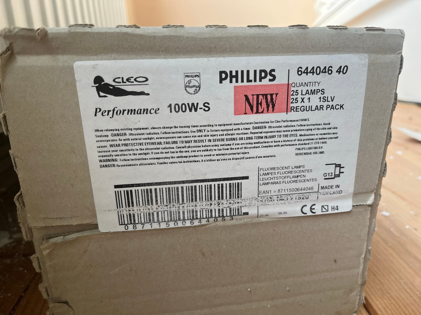 Foto 3 van Zonnebank Alpha Sun met Philips reservelampen