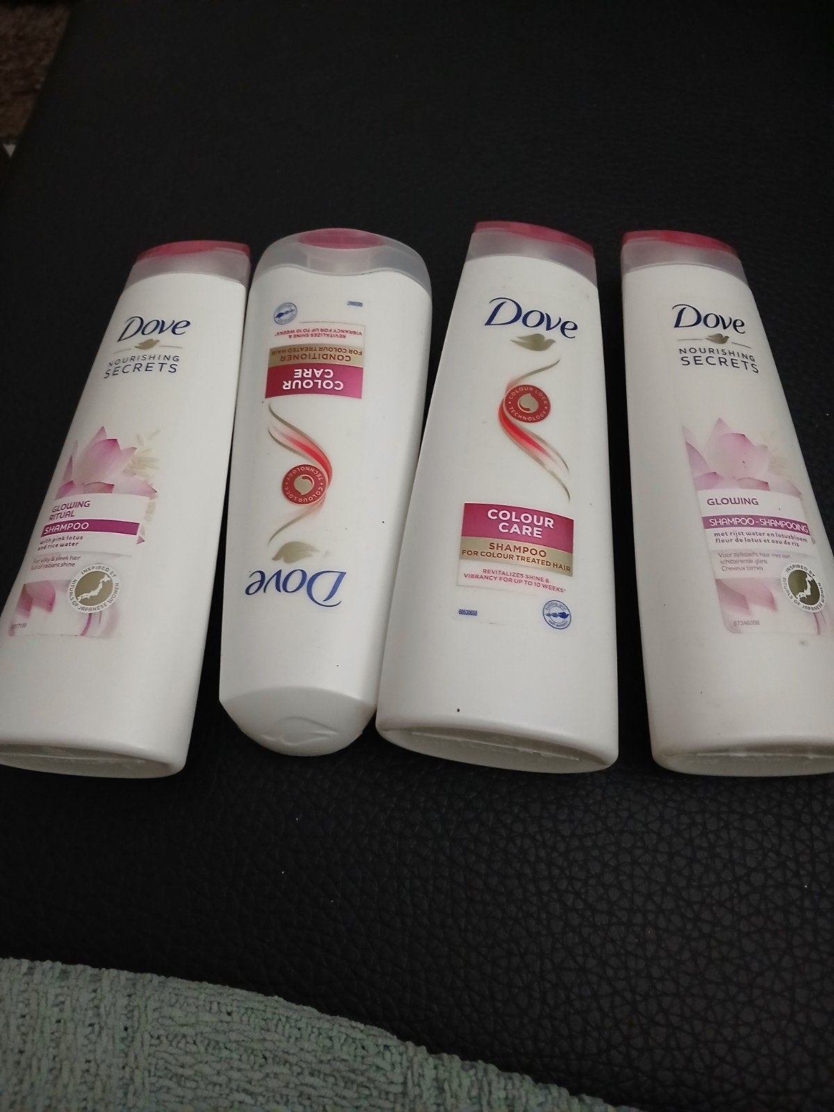 4 stuks shampoo dove merk duur een van 5 euro maar ik moet w, Ophalen, Nieuw, Bad & Douche