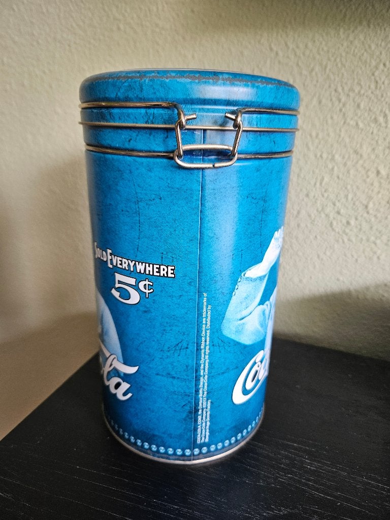 Coca-Cola blauw blik voor koekjes snoepjes thee etc, Ophalen of Verzenden, Zo goed als nieuw, Overige, Overige merken