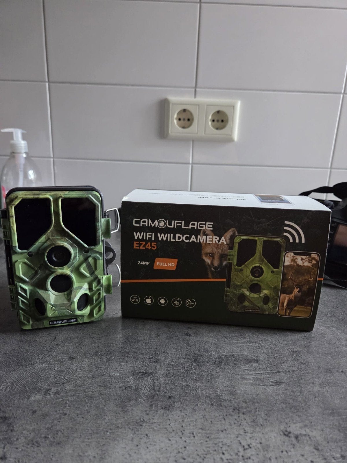 Camouflage WiFi Wildcamera EZ45 - Full HD, 24MP, Full HD, Minder dan 8x, Zo goed als nieuw, Geheugenkaart