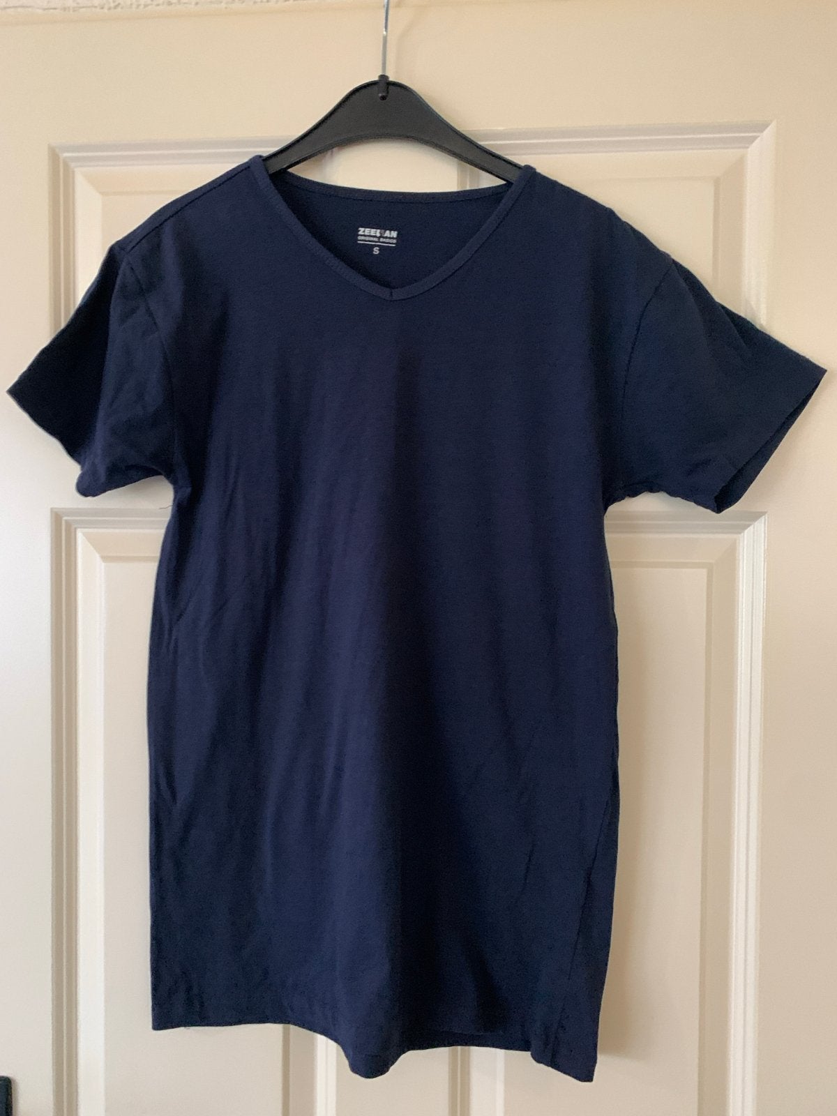 Zeeman T-shirt V-hals Donkerblauw Maat S, Kleding | Heren, T-shirts, Ophalen of Verzenden, Gedragen, Maat 46 (S) of kleiner, Blauw