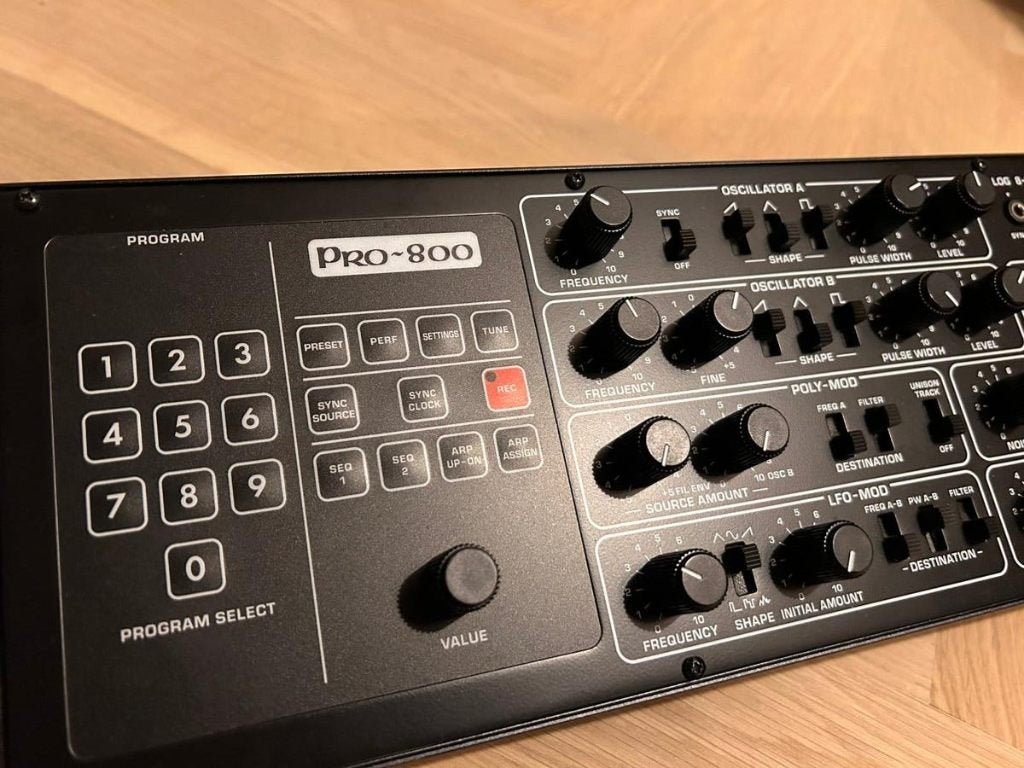 Behringer Pro-800, Ophalen, Zwart, IOS, Nieuw