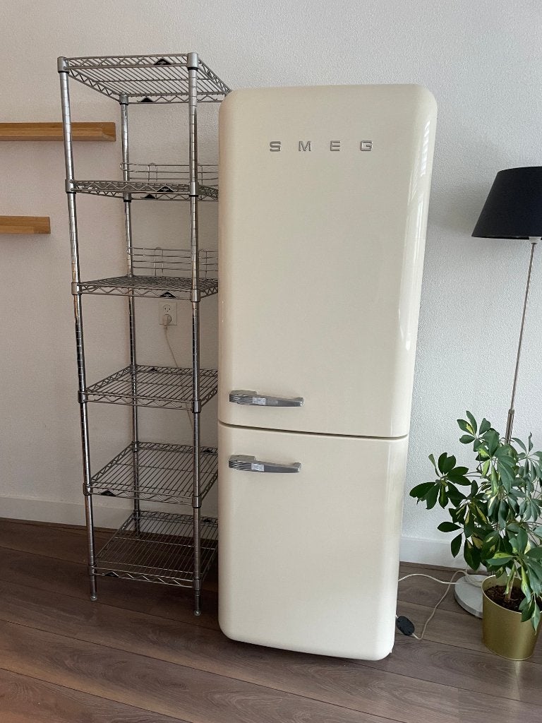 Beige SMEG koelkast met vriezer, Witgoed en Apparatuur, Gebruikt, 200 liter of meer, 60 cm of meer, Met vriesvak