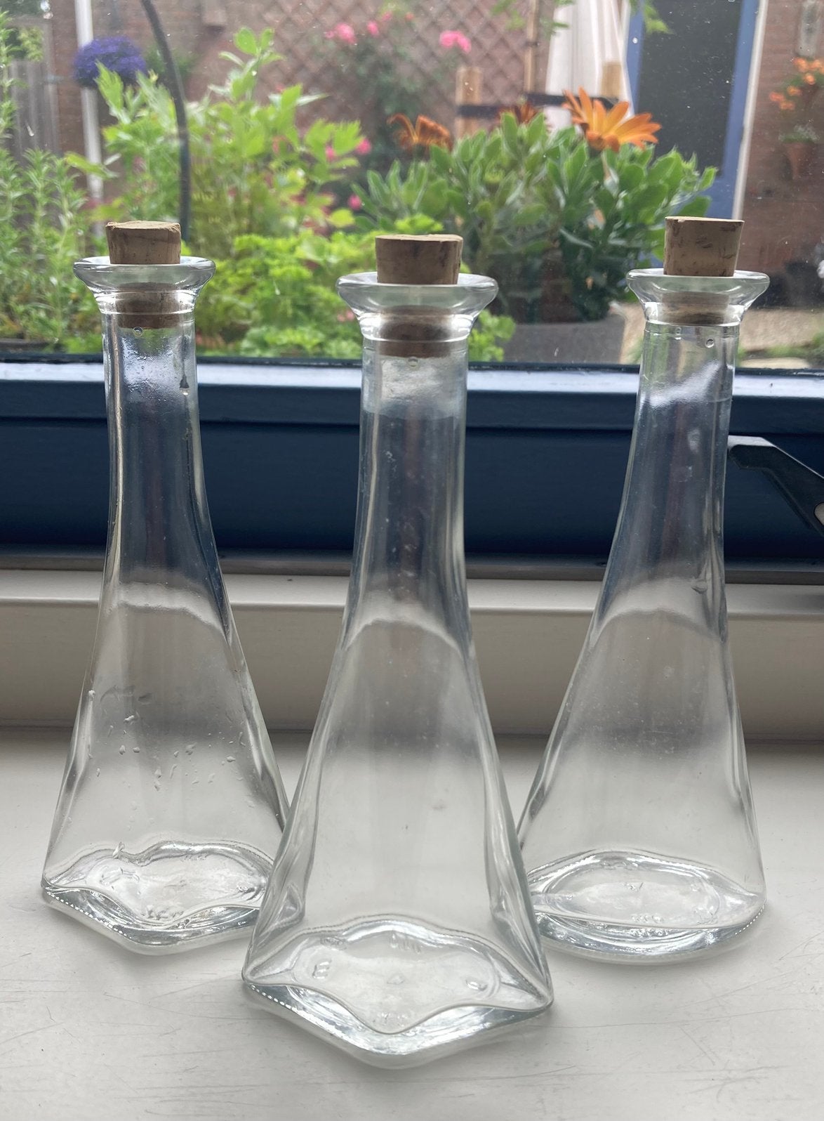 Glazen flesjes met kurk, 3 stuks, Ophalen of Verzenden, Zo goed als nieuw, Overige typen