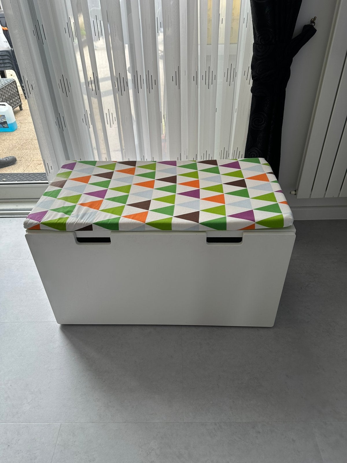 Speelgoedkist met bank, Huis en Inrichting, Woonaccessoires | Kisten, Ophalen, Gebruikt, Minder dan 50 cm