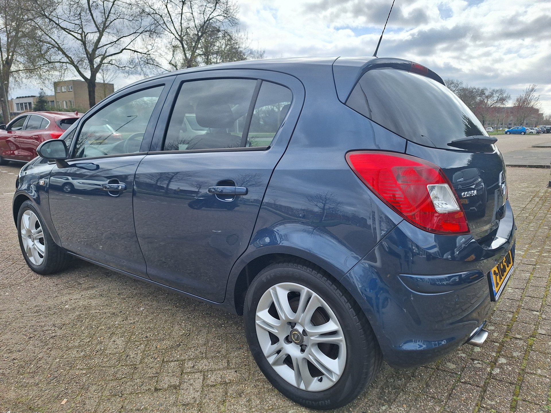 Opel Corsa 1.4-16V BlitZ (bj 2014), Auto's, Voorwielaandrijving, Euro 5, Gebruikt, 4 cilinders