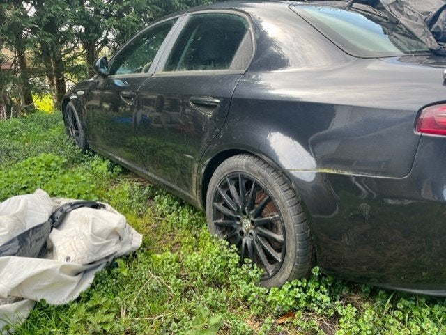 Alfa Romeo 159 1.9 Jtdm 16V 2009 Zwart, Auto's, Alfa Romeo, Voorwielaandrijving, Stof, Zwart, 4 cilinders