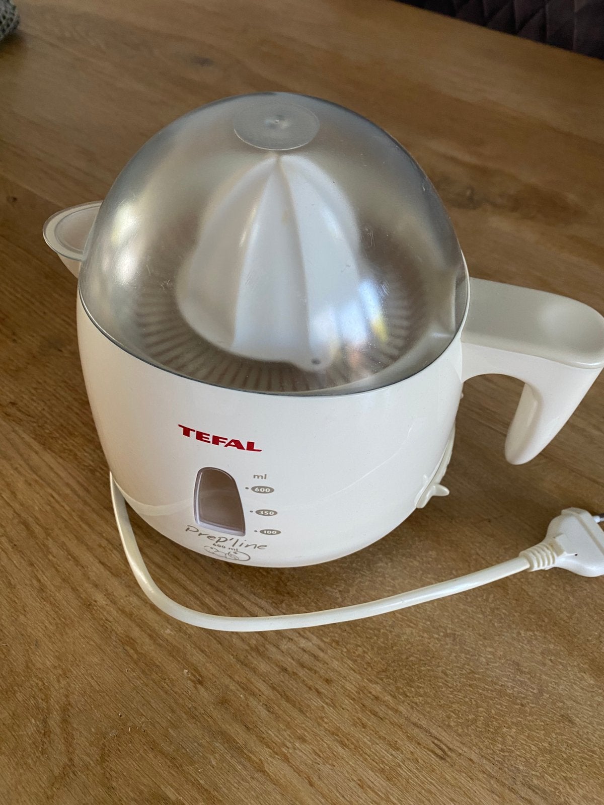 Electrische citruspers - TEFAL, Ophalen of Verzenden, Zo goed als nieuw, Elektrisch, Citruspers