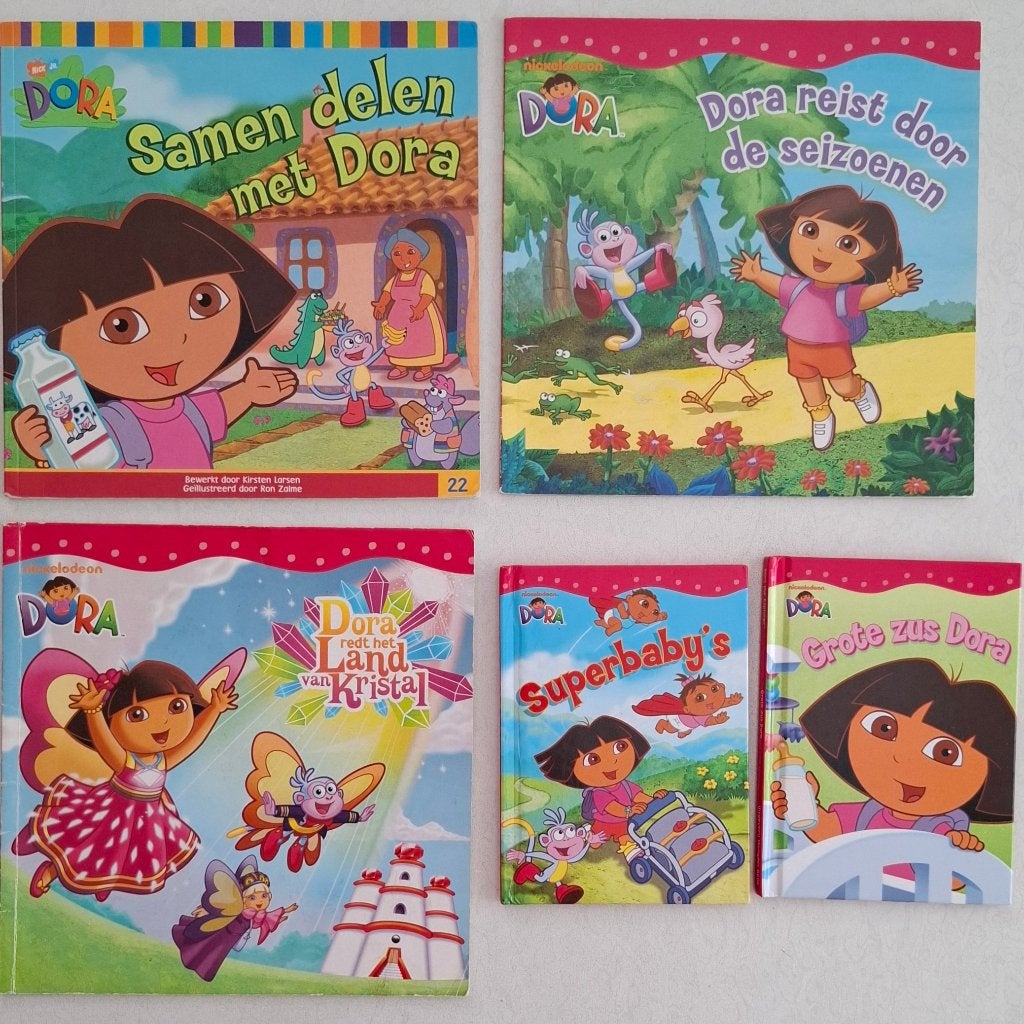 Dora boekjes van goed tot ZGAN - Per stuk €2, Gelezen, Fictie algemeen, Meisje, Ophalen of Verzenden