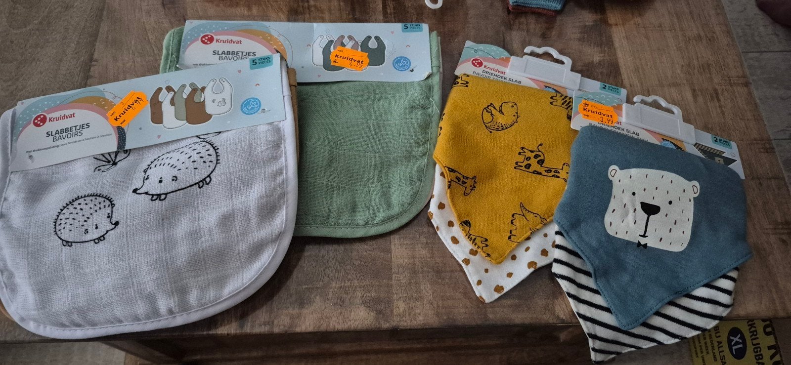 Slabbetjes Kruidvat nieuw, Kinderen en Baby's, Ophalen of Verzenden, Nieuw, Overige typen