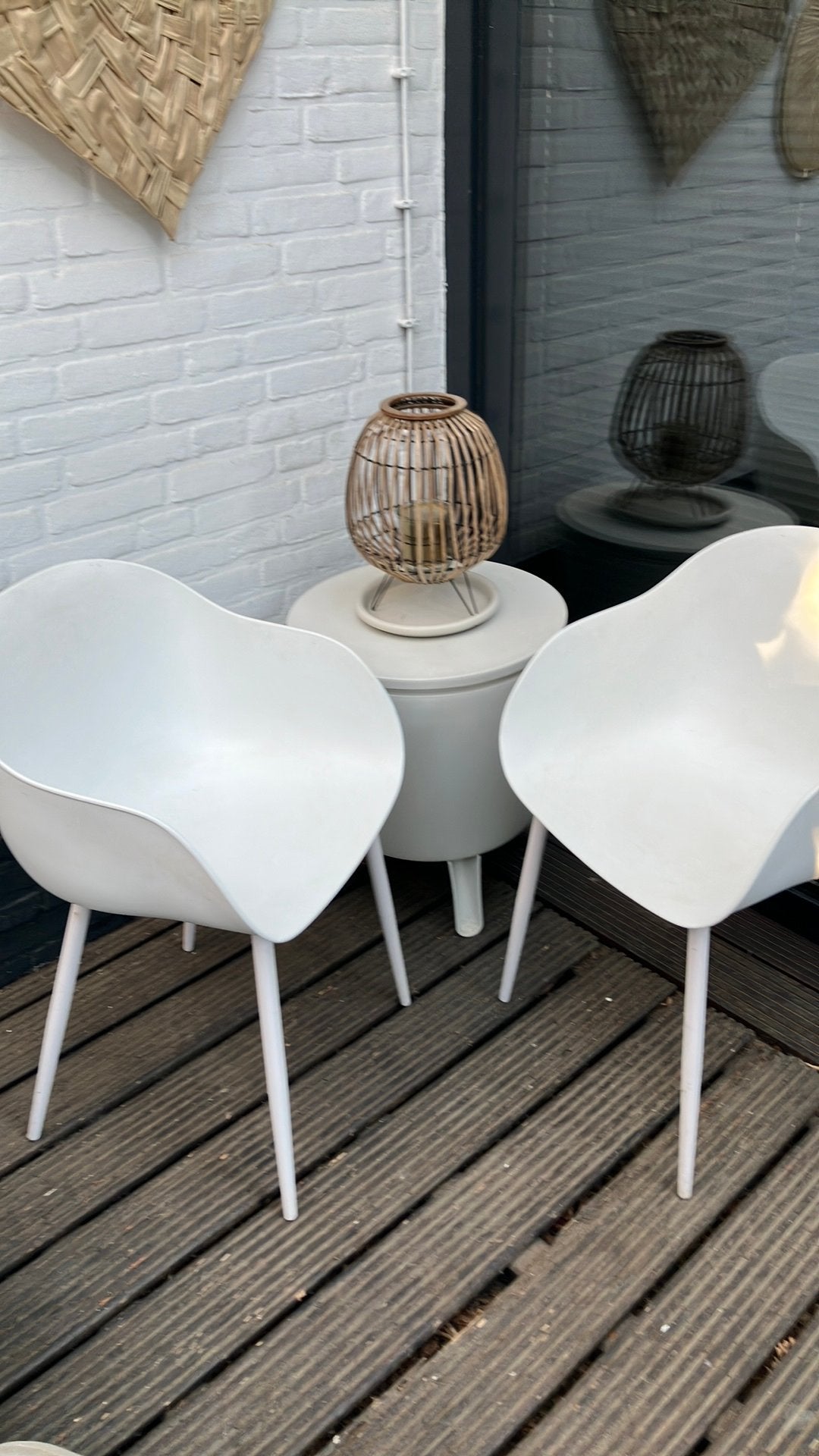 Witte kuipstoelen binnen of buiten, Huis en Inrichting, Stoelen, Ophalen, Gebruikt, Wit, Twee