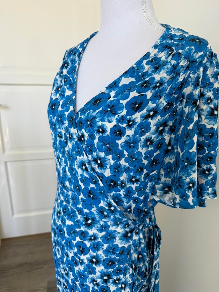Nieuwe Fabienne Chapot jurk maat 40, Kleding | Dames, Jurken, Nieuw, Maat 42/44 (L), Blauw, Onder de knie, Ophalen of Verzenden