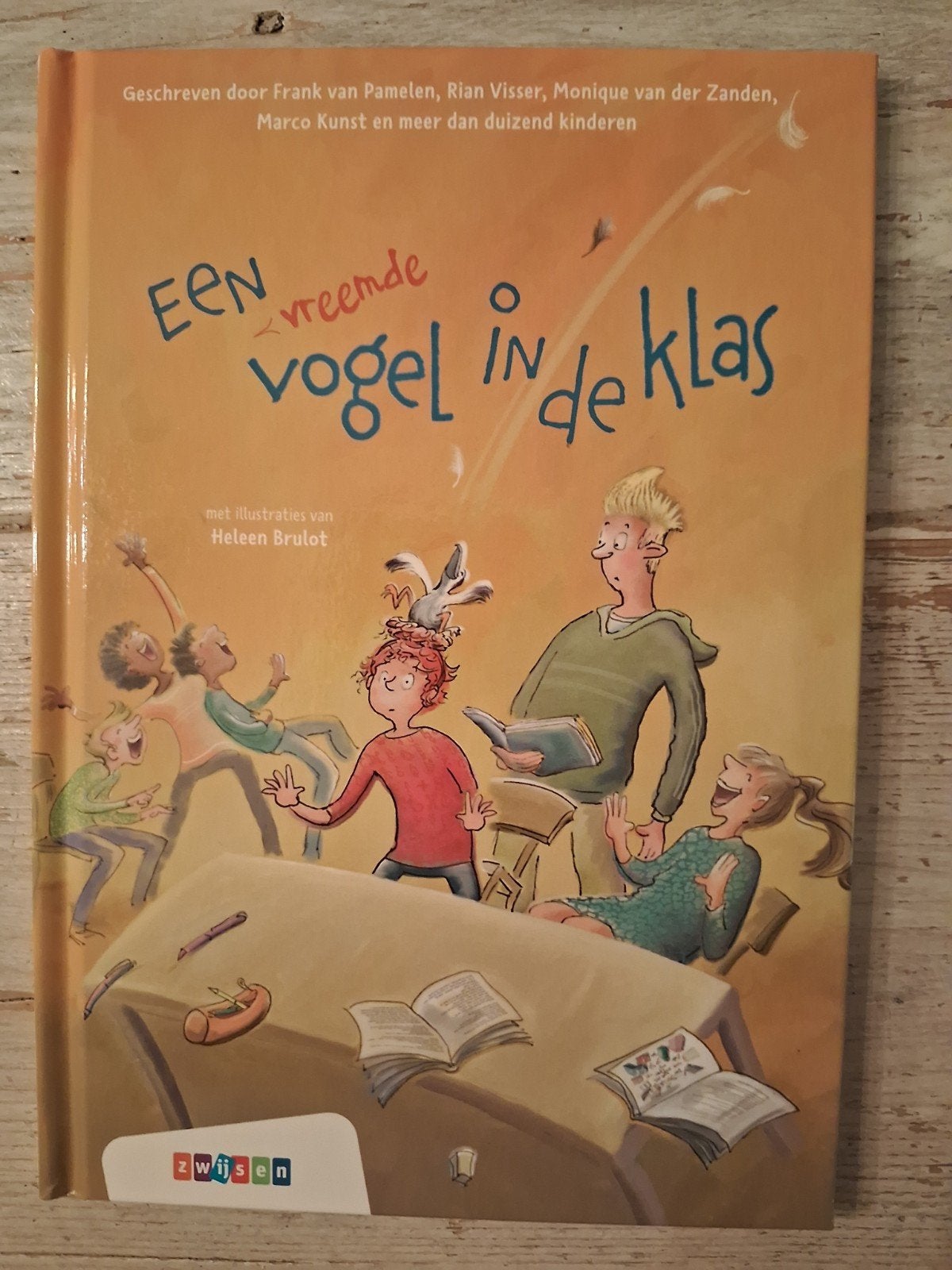 Een vreemde vogel in de klas - Leesboek, Ophalen of Verzenden, Zo goed als nieuw, Frank van Pamelen, Rian Visser, Monique van der Zanden