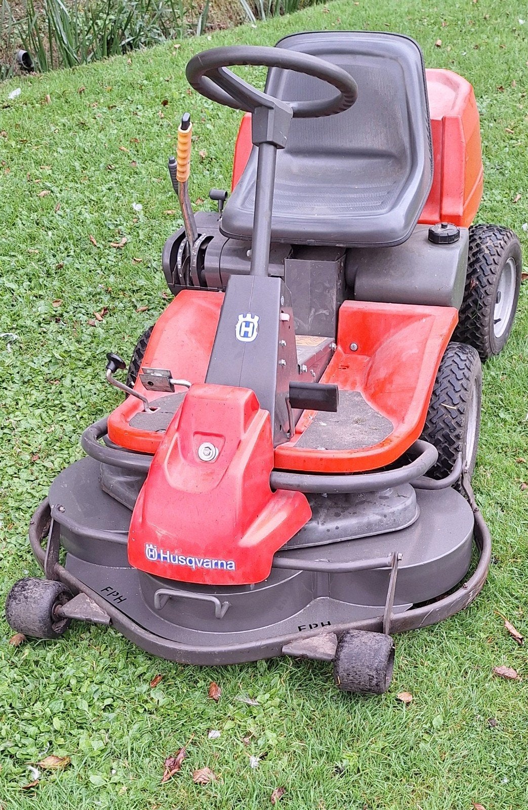Husqvarna Rider 16 nieuwe 17,5 pk motor nieuw 103 maaidek, Tuin en Terras, Ophalen, Nieuw