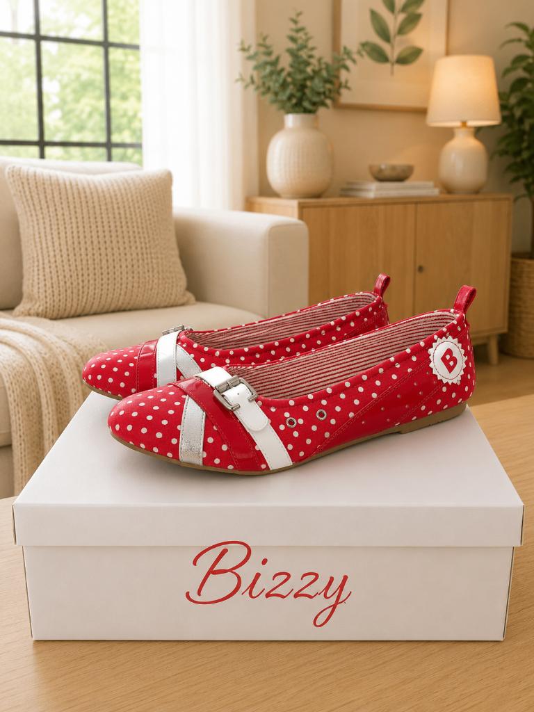 Rode ballerina's van Bizzy met stippen – Maat 39, Kleding | Dames, Schoenen, Nieuw, Ballerina's, Rood, Ophalen of Verzenden