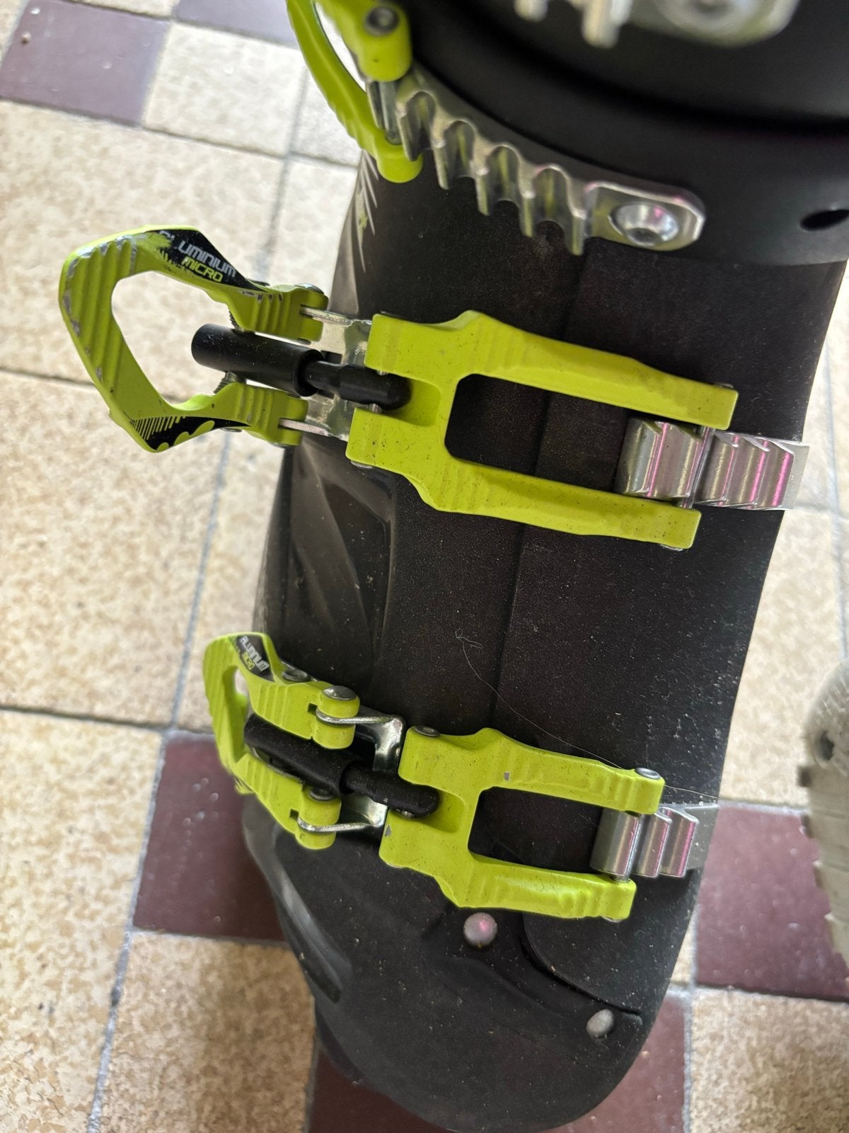 Wedze Skischoenen - Maat 265 (305 mm), Sport en Fitness, Gebruikt, Schoenen, Skiën, Ophalen