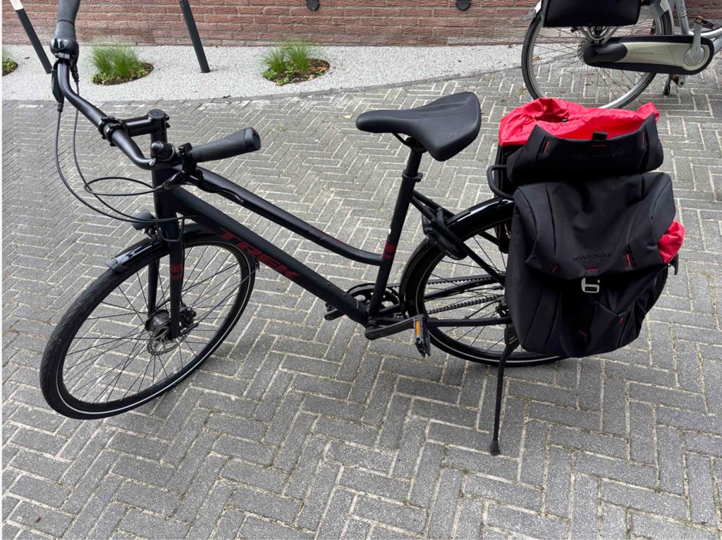 Trek district 3 damesfiets / fiets (bijna nieuw!), Ophalen, Zo goed als nieuw, Schijfrem, 1 kind