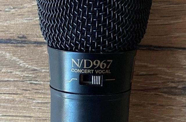 Microfoon Electrovoice /EV - USA ! type N/D967 i.z.g.st., Muziek en Instrumenten, Microfoons, Gebruikt, Zangmicrofoon, Ophalen of Verzenden