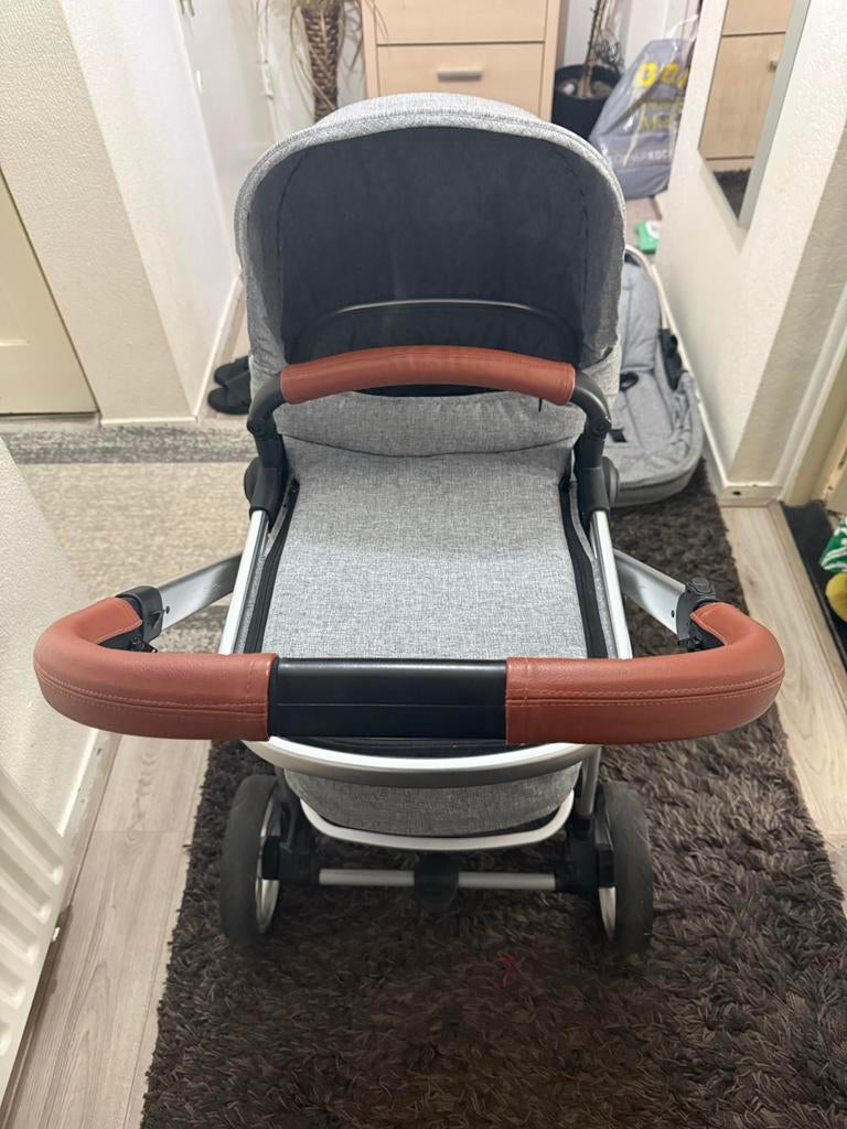 Pep kinderwagen - Grijs met bruine accenten, Ophalen, Gebruikt, Kinderwagen, Overige merken