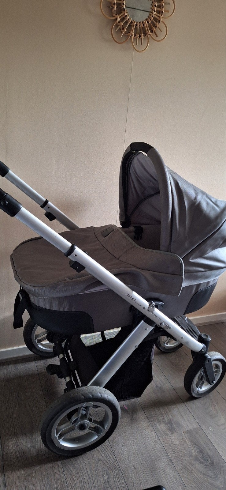 Mutsy Transit 3-in-1 kinderwagen set met Maxi-Cosi, Kinderen en Baby's, Kinderwagens en Combinaties, Ophalen, Gebruikt, Combiwagen