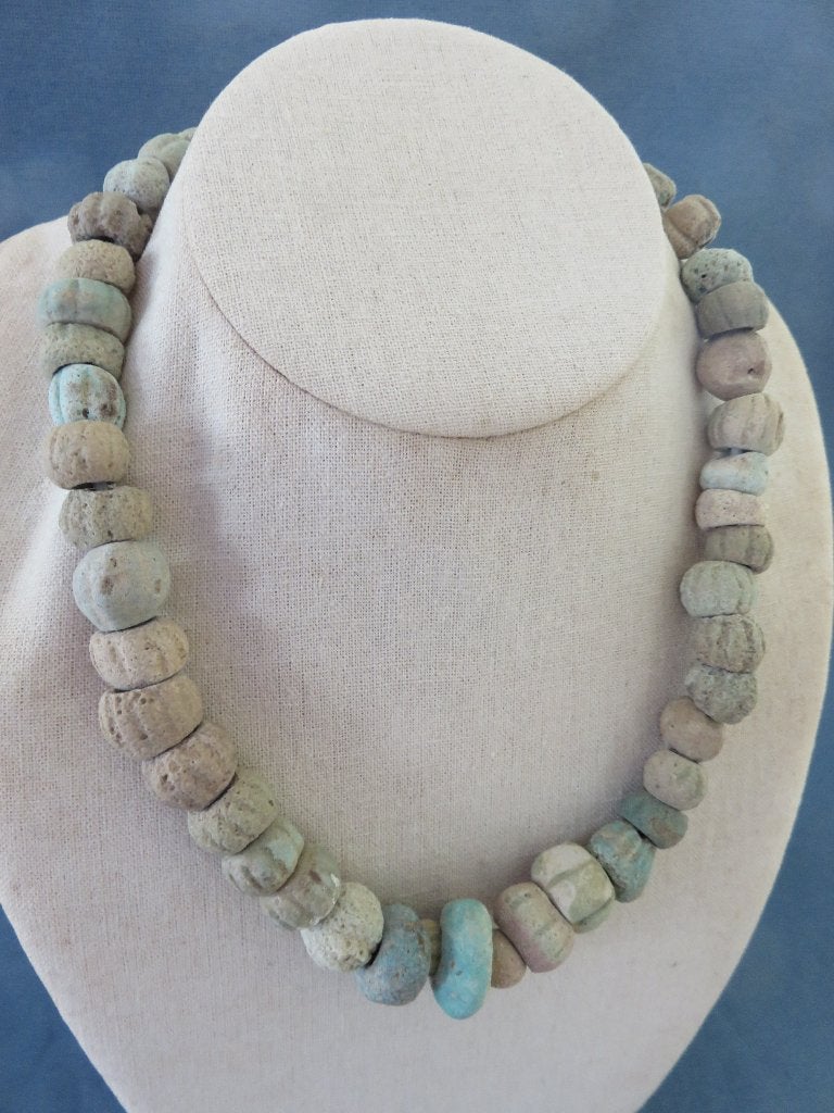 Romeinse rijk - Hals ketting in faience - 1e - 2e eeuw A.D., Ophalen of Verzenden, Overige materialen, Ketting