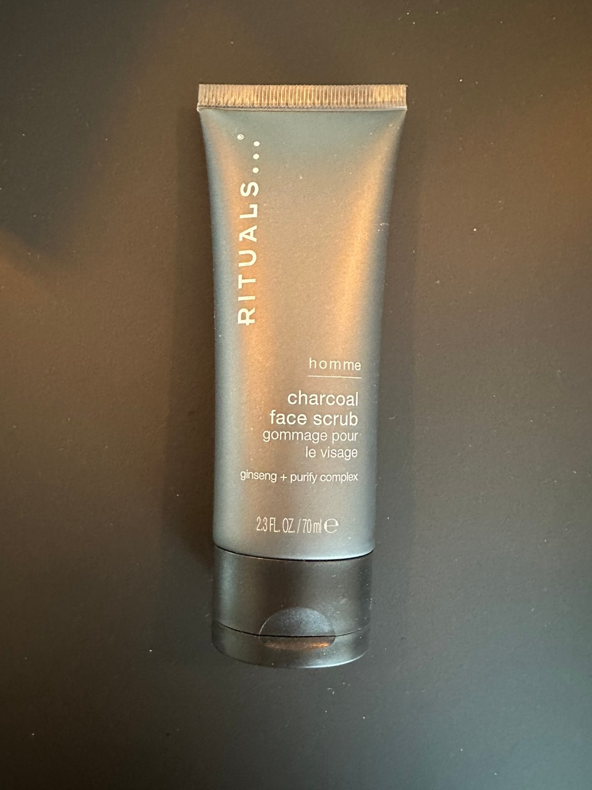 Nieuw - Rituals facescrub charcoal 70 ml., Ophalen of Verzenden, Nieuw, Gehele gezicht, Reiniging