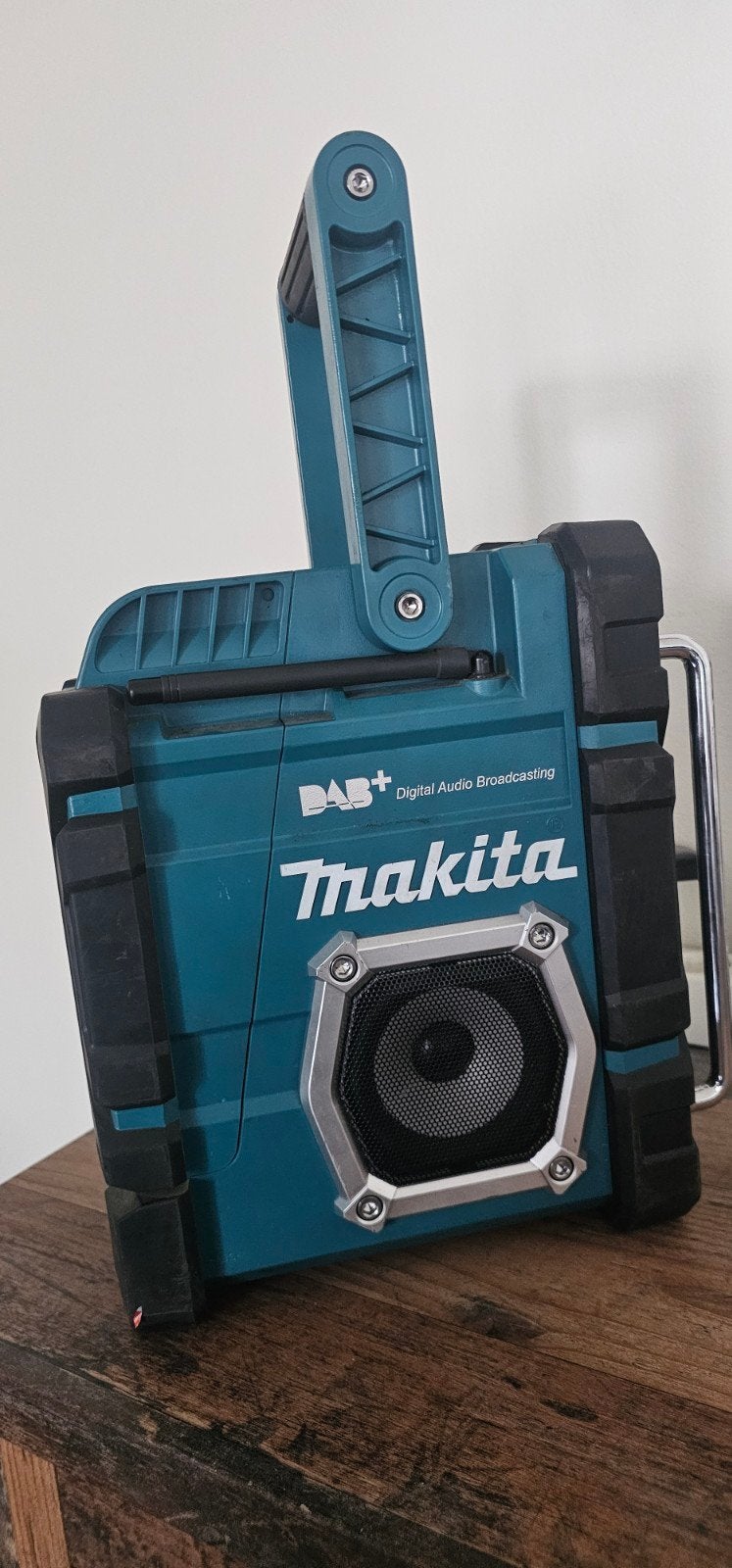Makita DAB+ Bouwradio met Bluetooth, Audio, Tv en Foto, Radio's, Ophalen of Verzenden, Zo goed als nieuw, Bouwradio