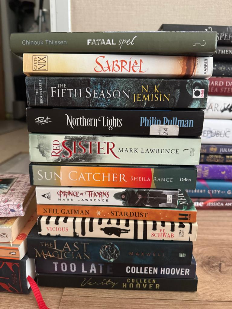 Diverse collectie boeken: fantasy, thriller en meer, Ophalen of Verzenden, Gelezen, Wereld overig
