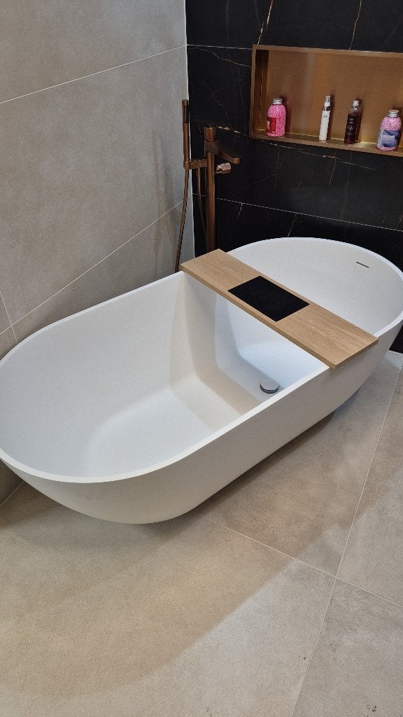 Vrijstaand bad mat wit 155cm Arcqua Cusco, Doe-het-zelf en Verbouw, Sanitair, Nieuw, Bad, Steen, Ophalen
