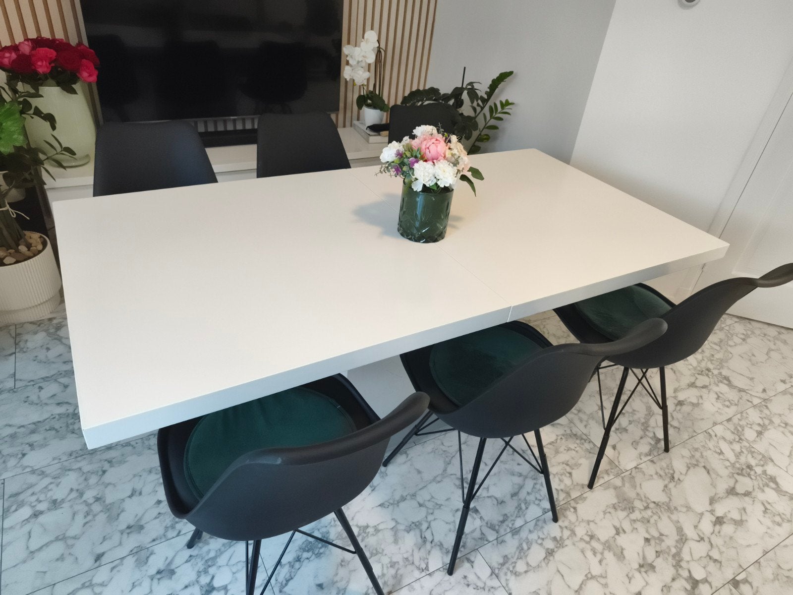 Uitschuifbare eettafel wit - Modern design, Huis en Inrichting, Ophalen, Overige materialen, 50 tot 100 cm, Zo goed als nieuw