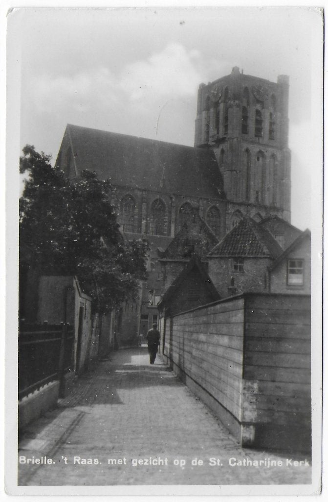 Brielle 't Raas Gelopen Ansichtkaart ( B6758), Ophalen of Verzenden, 1960 tot 1980, Gelopen, Zuid-Holland