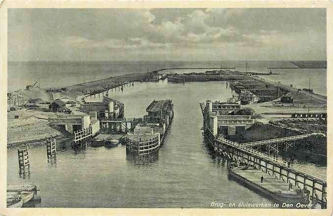 301-110-025 Den Oever Brug en sluiswerken, Verzamelen, Ophalen of Verzenden, Voor 1920, Noord-Holland