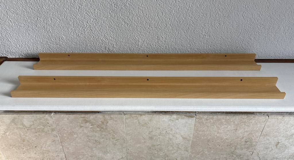 Twee IKEA RIBBA wandplanken, 115 cm, Ophalen, Gebruikt