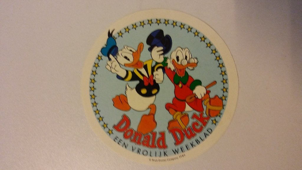 Donald Duck Vrolijk weekblad 1989 Walt Disney sticker, Verzamelen, Ophalen of Verzenden, Gebruikt, Overige typen