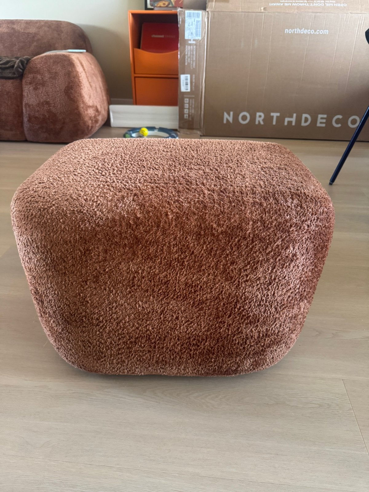 Hocker / voetenbank westwing wolke teddy boucle, Huis en Inrichting, Ophalen, Zo goed als nieuw, Rechthoekig, Stof
