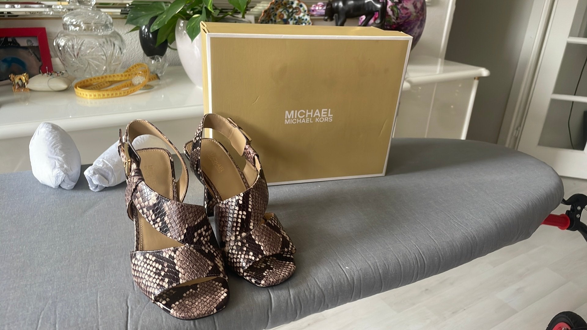 Micheal kors schoenen, Huis en Inrichting, Stoffering | Vloerbedekking, Ophalen of Verzenden, Zo goed als nieuw, Minder dan 10 m²